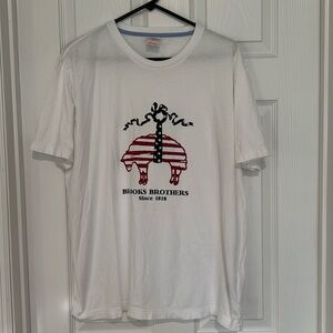 NWOT Brooks Brothers white short sleeve teeshirt